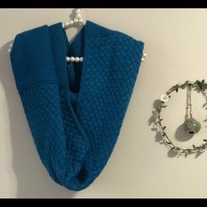 Blue scarf 🧣 perfect for winter 🥶